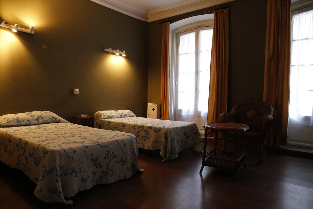 Pension Iberia Llanes Rum bild